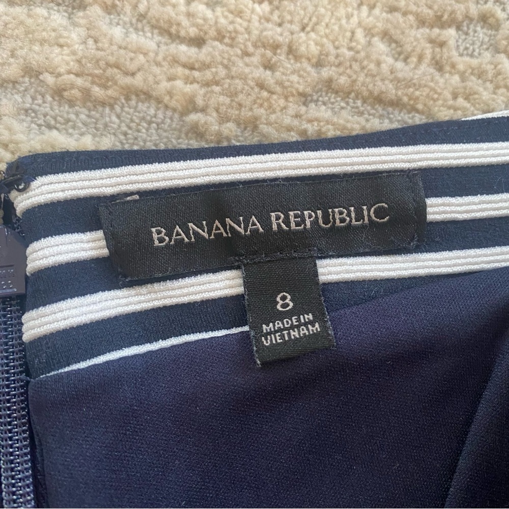 Banana Republic Striped Blue White Ruffle Skirt Pencil Knee Length Career Office - Picture 4 of 6